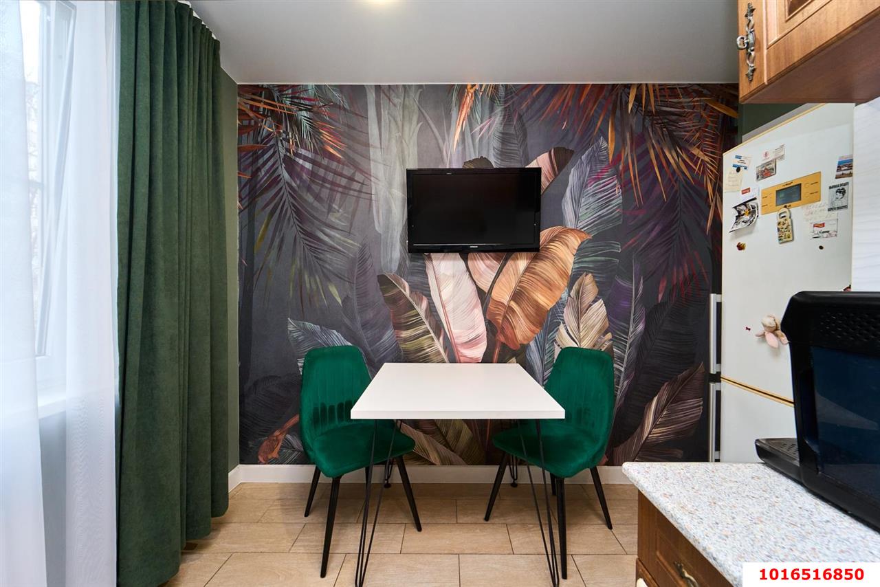 Фото №5: 3-комнатная квартира 75 м² - Краснодар, Западный внутригородской округ, мкр. Юбилейный, пр-кт Чекистов, 31