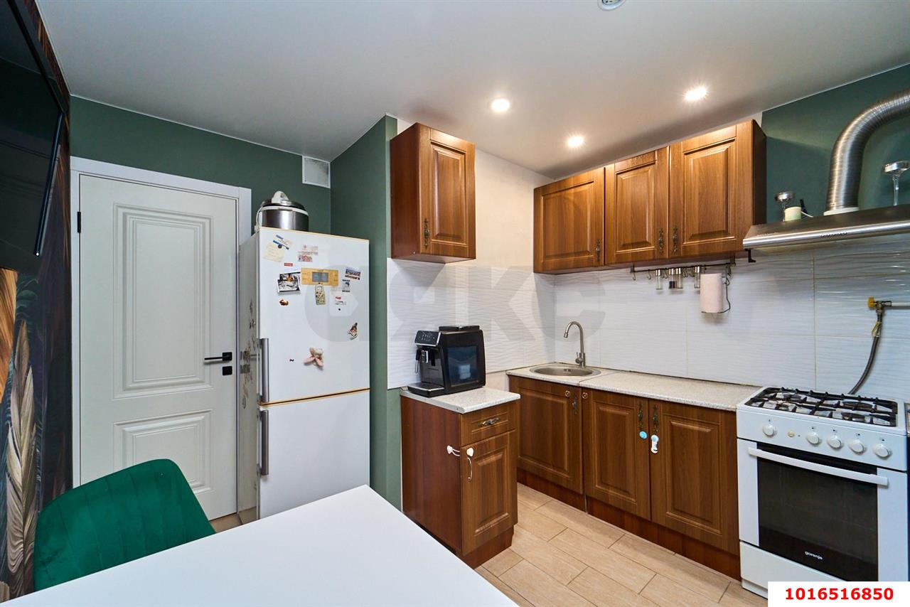 Фото №2: 3-комнатная квартира 75 м² - Краснодар, Западный внутригородской округ, мкр. Юбилейный, пр-кт Чекистов, 31