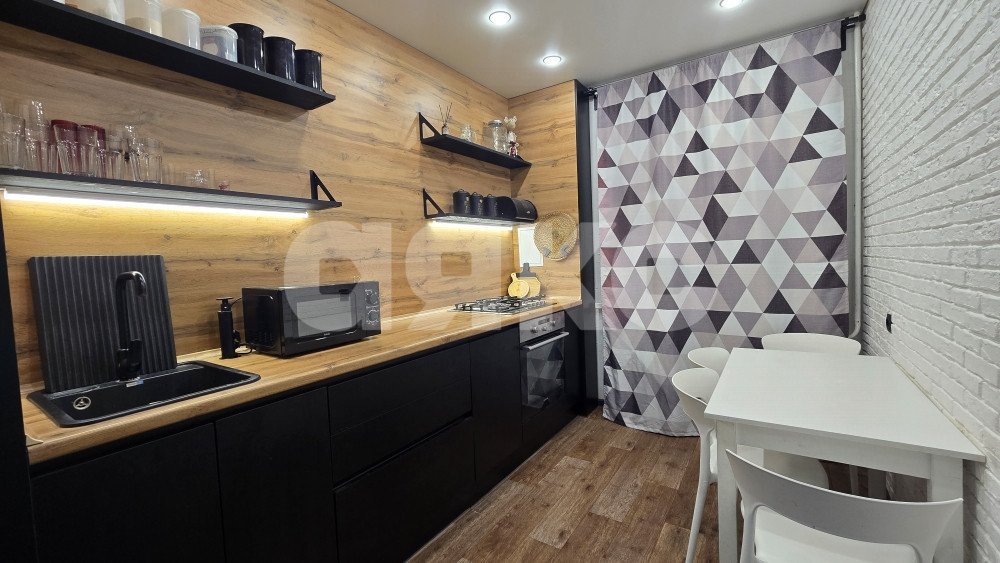 Фото №5: 3-комнатная квартира 64 м² - Нижнекамск, мкр. 21-й, пр-кт Шинников, 56