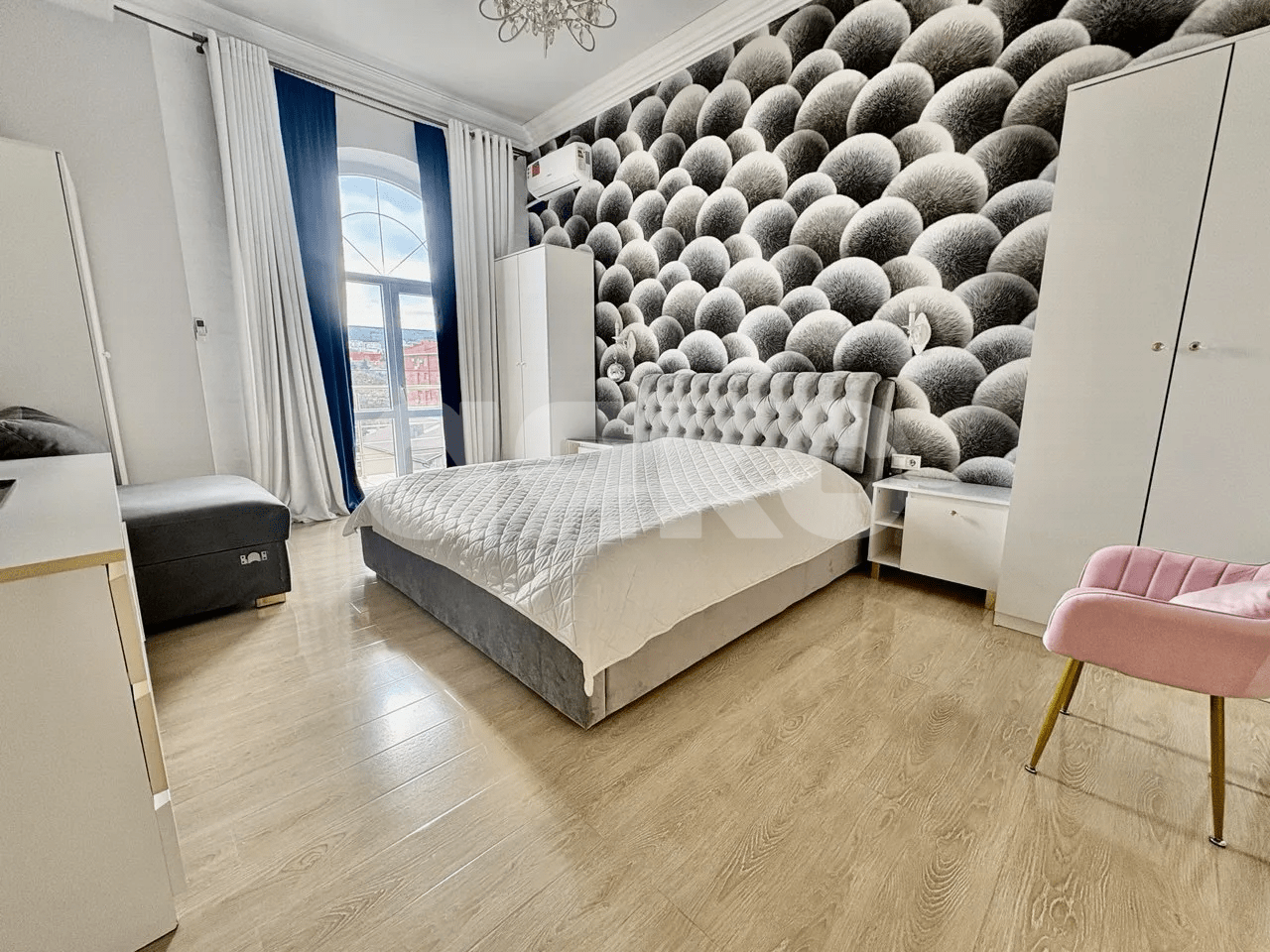 Фото №3: 4-комнатная квартира 142 м² - Геленджик, ул. Новороссийская, 75