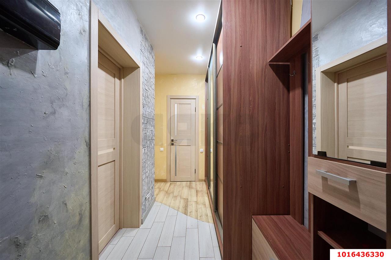 Фото №12: 1-комнатная квартира 37 м² - Краснодар, Прикубанский внутригородской округ, Калинино, имени Петра Метальникова, мкр. ЖК Арбатский, ул. Цезаря Куникова, 18лит4