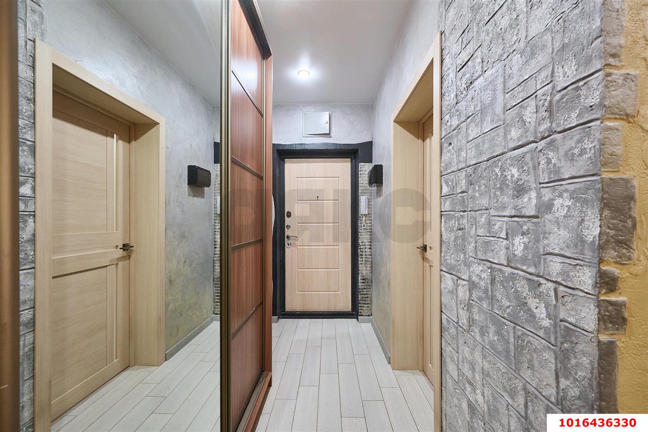 Фото №13: 1-комнатная квартира 37 м² - Краснодар, Прикубанский внутригородской округ, Калинино, имени Петра Метальникова, мкр. ЖК Арбатский, ул. Цезаря Куникова, 18лит4