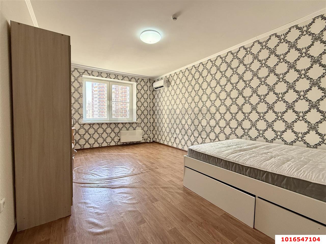 Фото №1: 1-комнатная квартира 43 м² - Краснодар, Карасунский внутригородской округ, Гидростроителей, мкр. Почтовый, пр-кт имени писателя Знаменского, 20