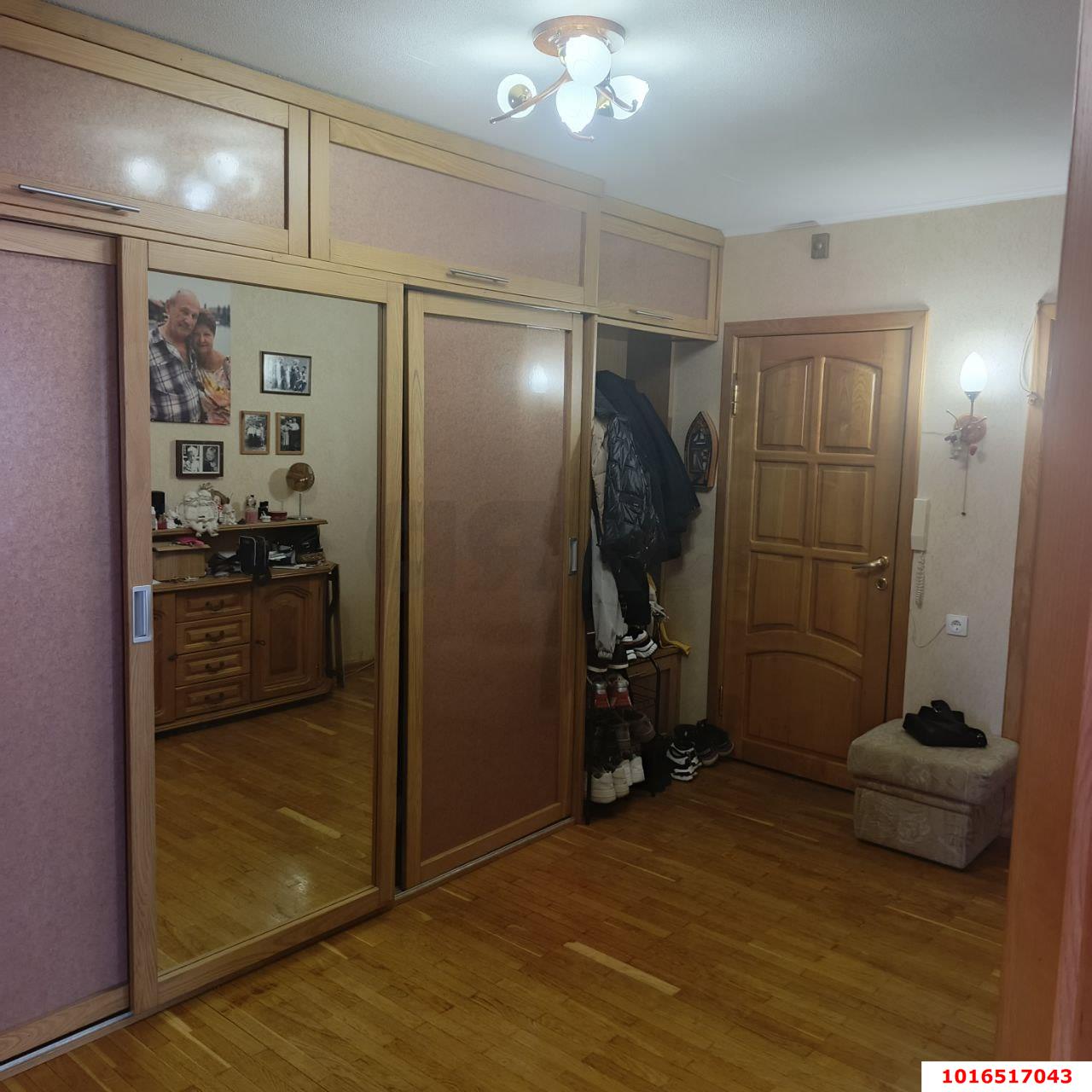 Фото №8: 2-комнатная квартира 77 м² - Краснодар, Западный внутригородской округ, мкр. Юбилейный, пр-кт Чекистов, 33