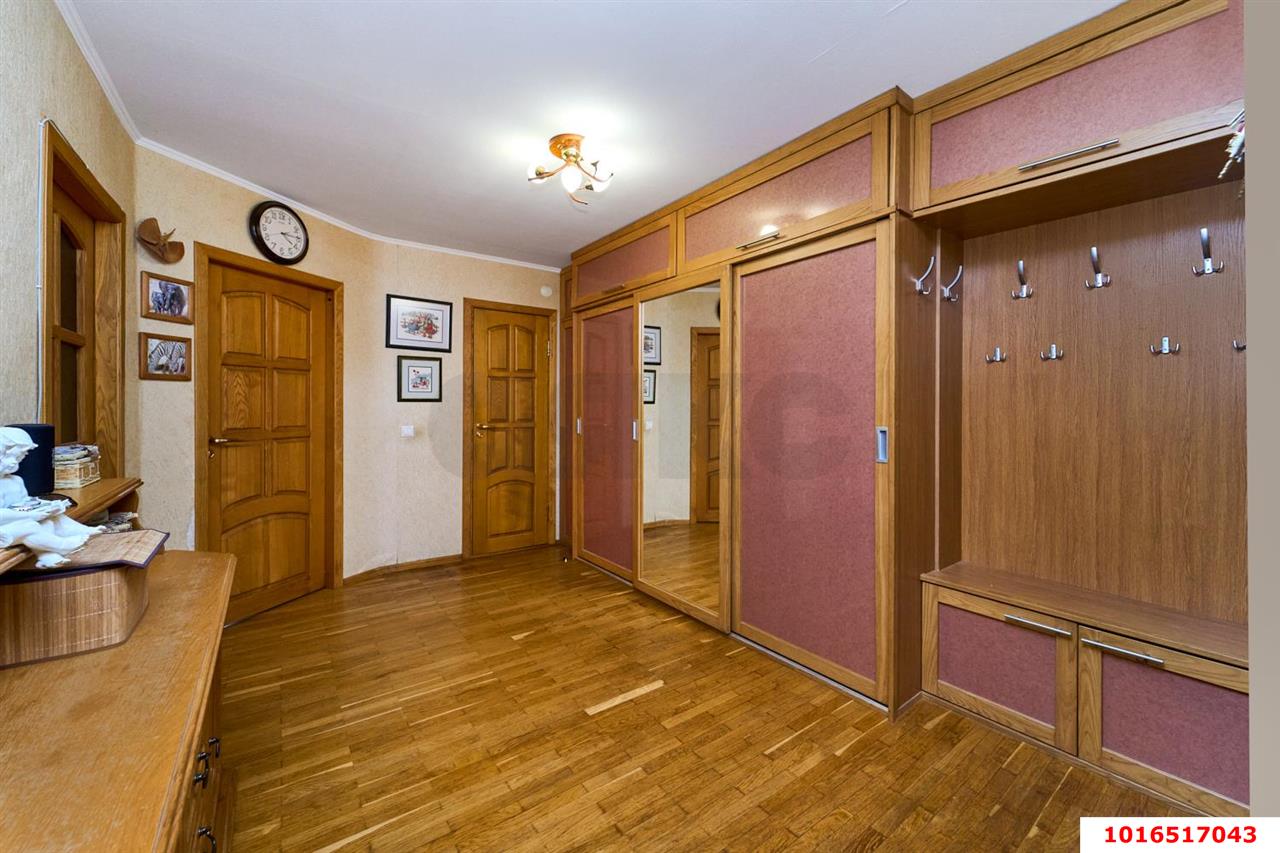 Фото №13: 2-комнатная квартира 77 м² - Краснодар, Западный внутригородской округ, мкр. Юбилейный, пр-кт Чекистов, 33