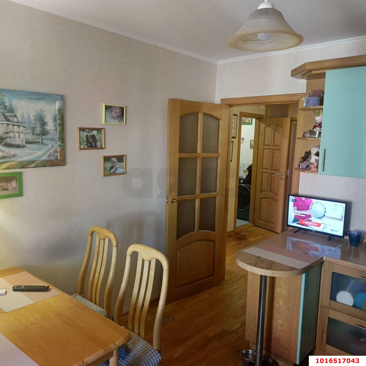 Фото №1: 2-комнатная квартира 77 м² - Краснодар, Западный внутригородской округ, мкр. Юбилейный, пр-кт Чекистов, 33