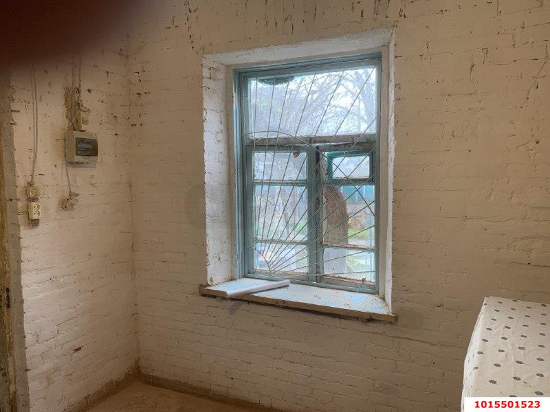 Фото №1: 1-комнатная квартира 12 м² - Краснодар, ул. Комсомольская, 30