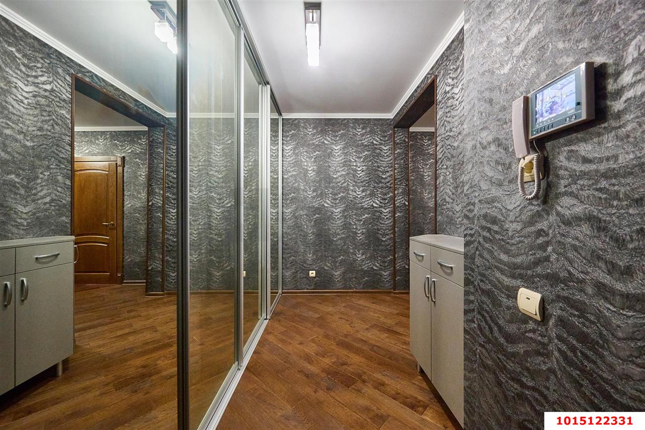 Фото №15: 2-комнатная квартира 96 м² - Краснодар, ул. Ставропольская, 163/1