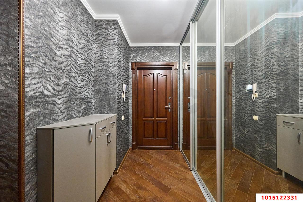 Фото №16: 2-комнатная квартира 96 м² - Краснодар, ул. Ставропольская, 163/1