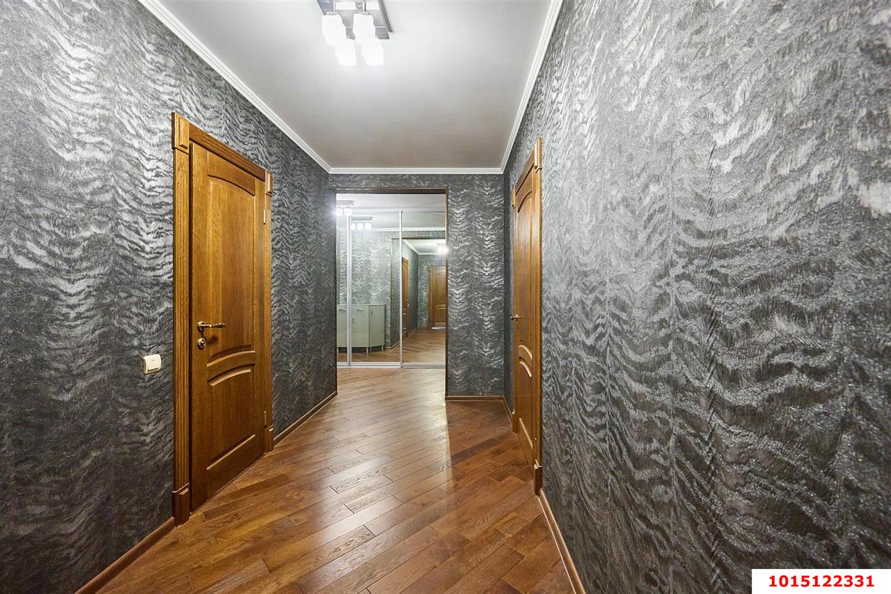 Фото №9: 2-комнатная квартира 96 м² - Краснодар, ул. Ставропольская, 163/1