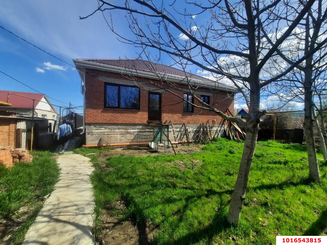 Фото №1: Дом 121 м² + 20 сот. - Тлюстенхабль, ул. Молодёжная, 12