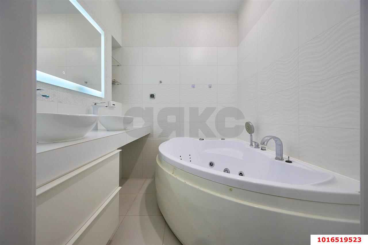 Фото №19: 2-комнатная квартира <span class="whitespace-nowrap">80 м²</span>, <span class="whitespace-nowrap">12/16 эт.</span> - Краснодар, Карасунский внутригородской округ, Гидростроителей, мкр. ЖК Речной Бриз, ул. Парусная, 10к2