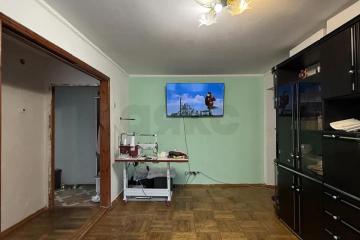 Фото №1: 3-комнатная квартира <span class="whitespace-nowrap">61 м²</span>, <span class="whitespace-nowrap">1/5 эт.</span> - Краснодар, мкр. Черёмушки, ул. Ставропольская, 264