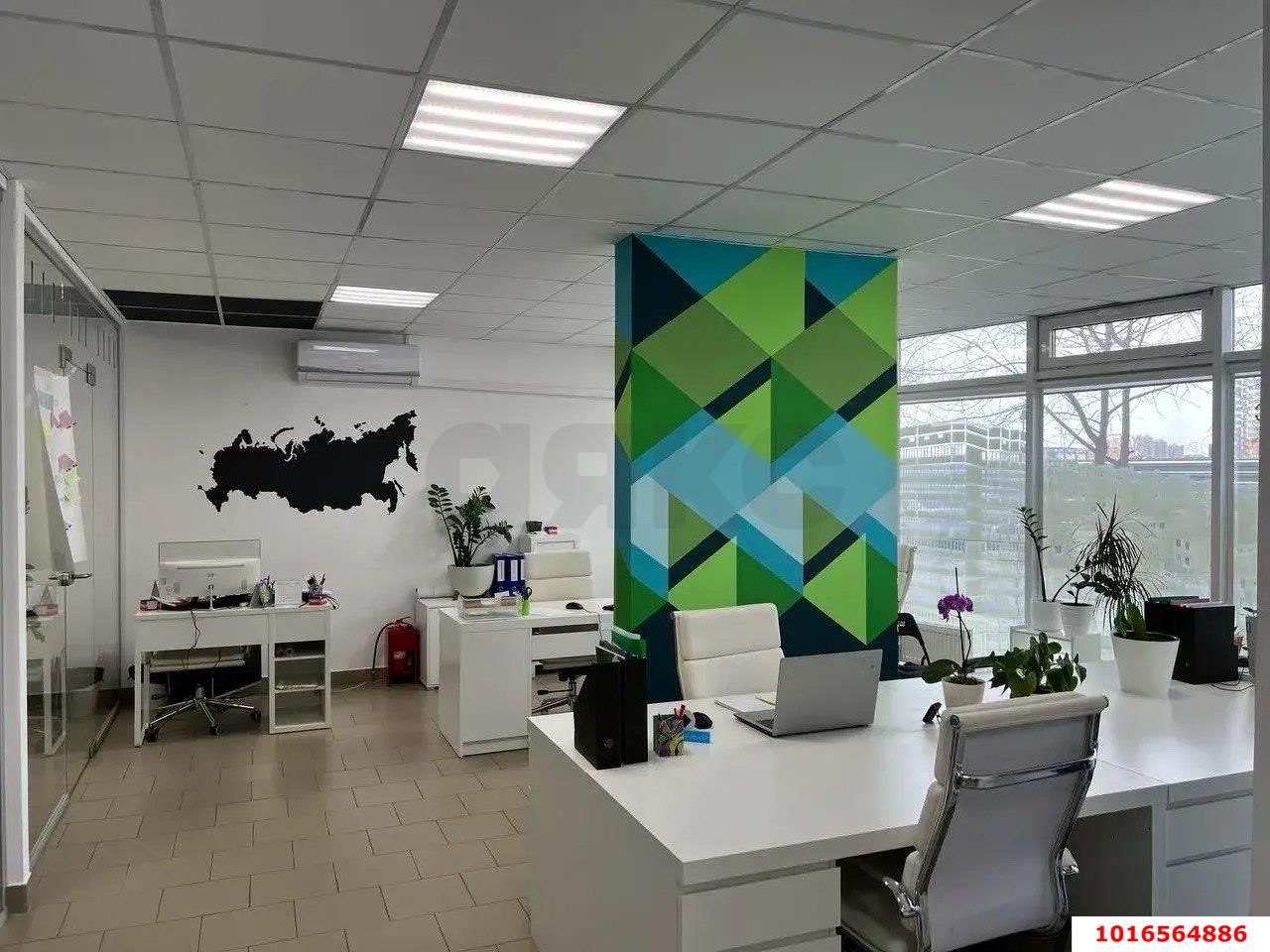 Фото №4: Коммерция 108 м² - Краснодар, Прикубанский внутригородской округ, Россинского, мкр. жилой комплекс Инсити, ул. Командорская, 5/1