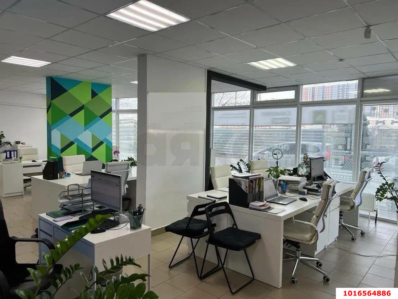 Фото №5: Коммерция 108 м² - Краснодар, Прикубанский внутригородской округ, Россинского, мкр. жилой комплекс Инсити, ул. Командорская, 5/1