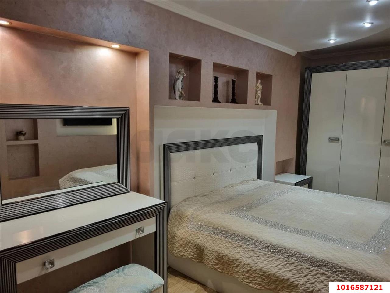 Фото №8: 3-комнатная квартира 82 м² - Краснодар, Прикубанский внутригородской округ, мкр. Юбилейный, ул. имени Калинина, 13к63