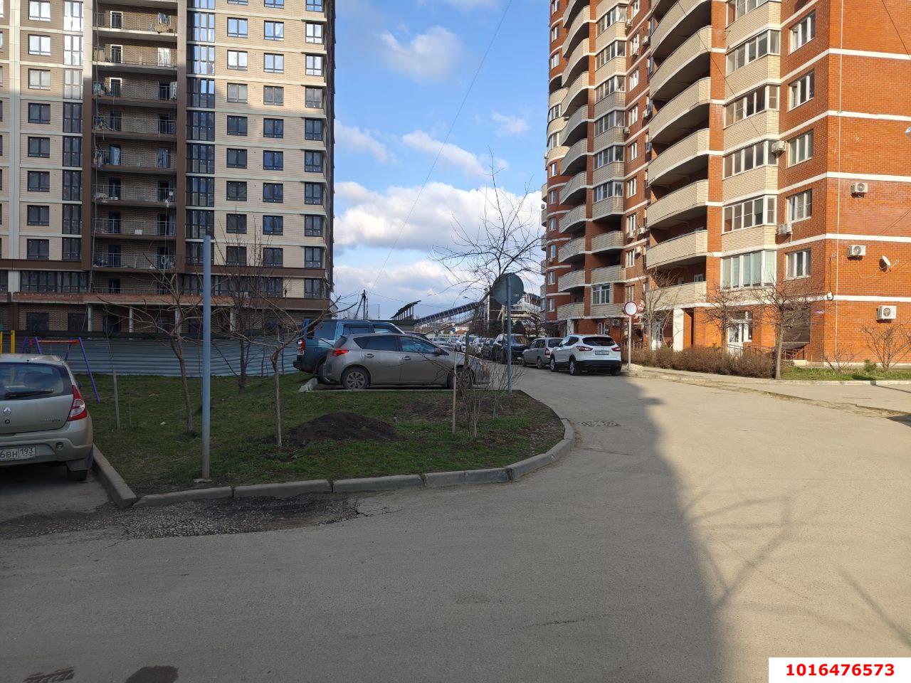 Фото №1: 1-комнатная квартира 43 м² - Краснодар, Прикубанский внутригородской округ, мкр. Догма Парк, ул. Марины Цветаевой, 3к1