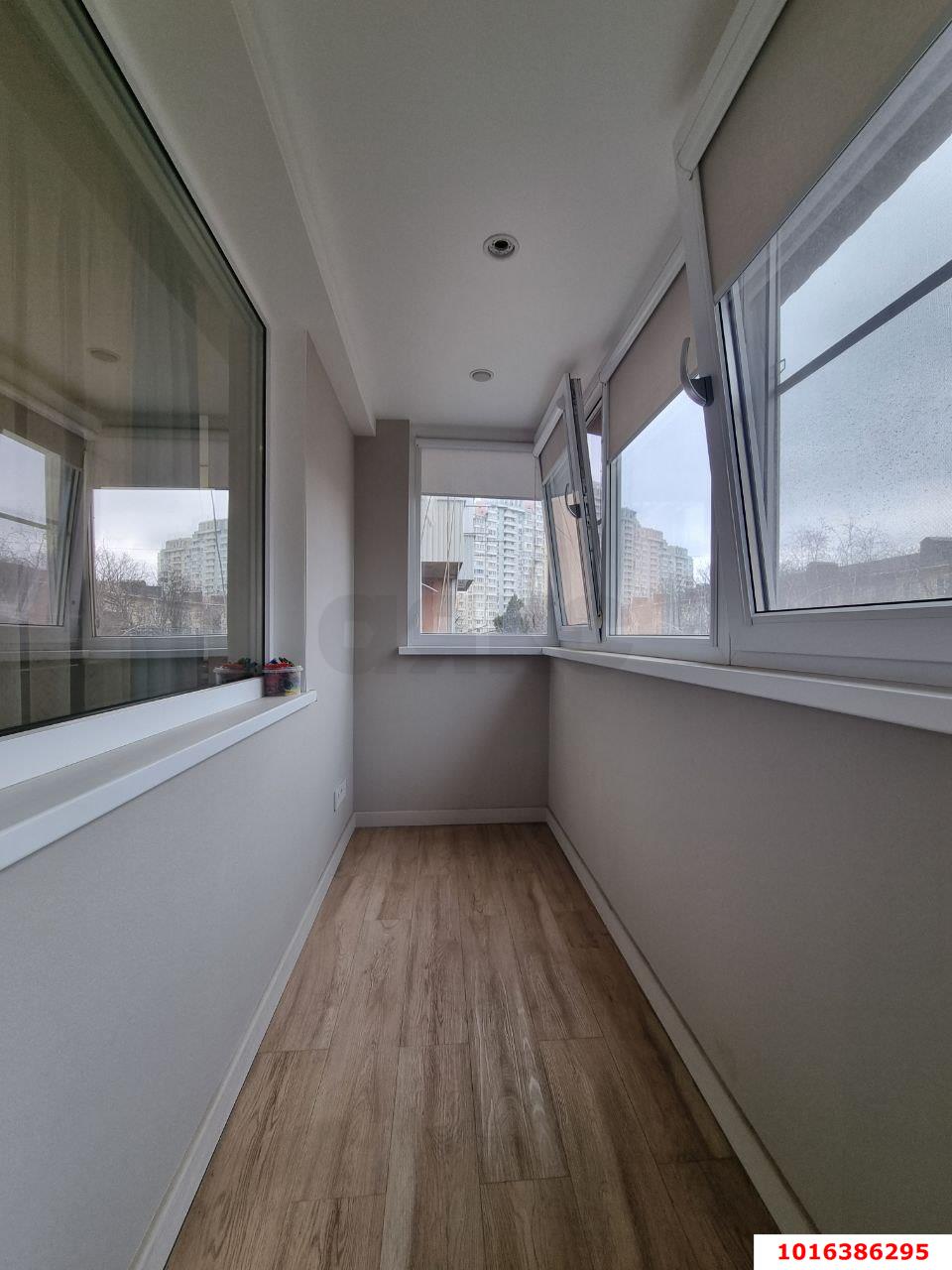 Фото №7: 3-комнатная квартира 63 м² - Краснодар, Карасунский внутригородской округ, Центральный внутригородской округ, мкр. Черёмушки, ул. Селезнёва, 92