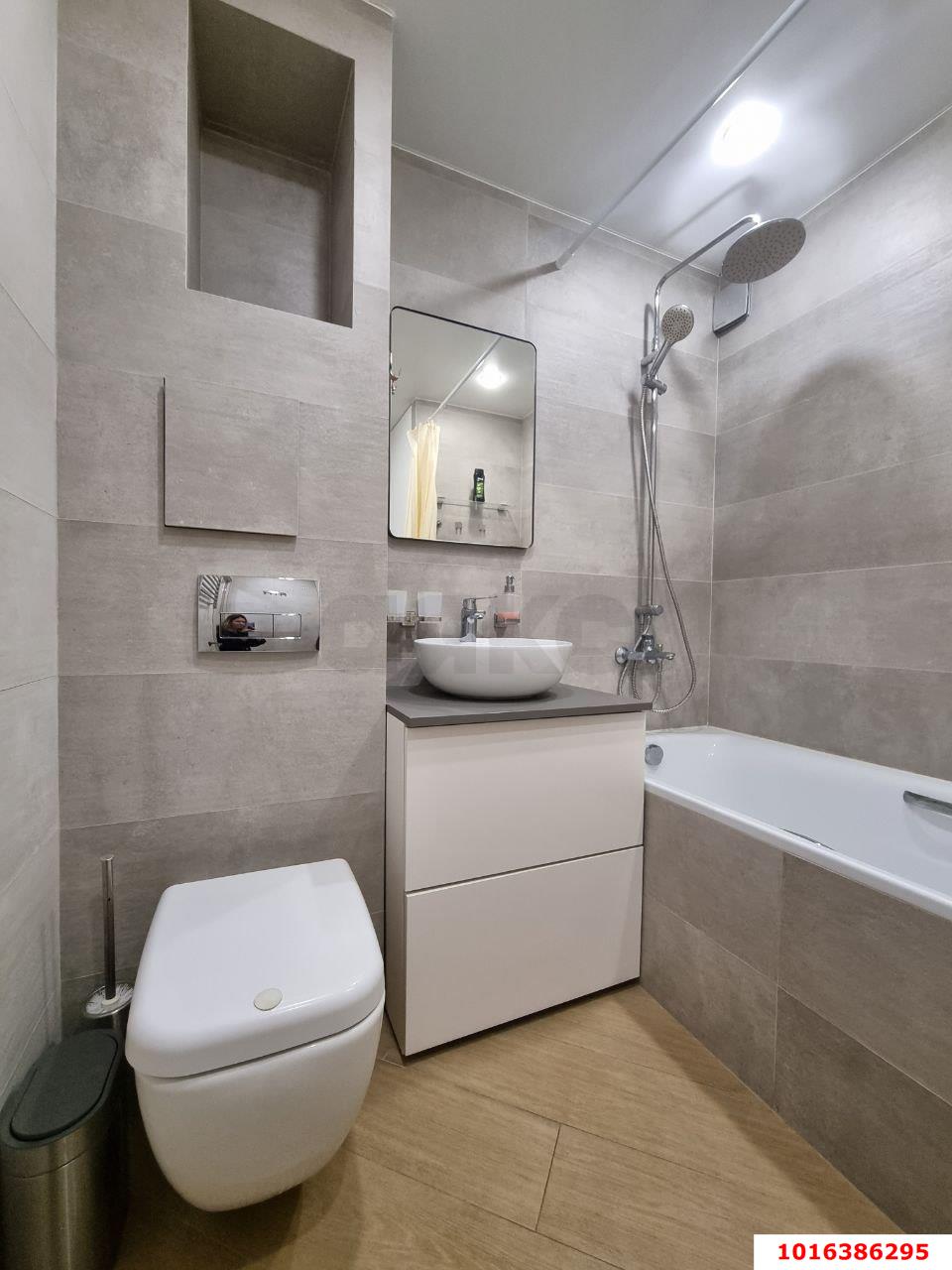 Фото №15: 3-комнатная квартира 63 м² - Краснодар, Карасунский внутригородской округ, Центральный внутригородской округ, мкр. Черёмушки, ул. Селезнёва, 92