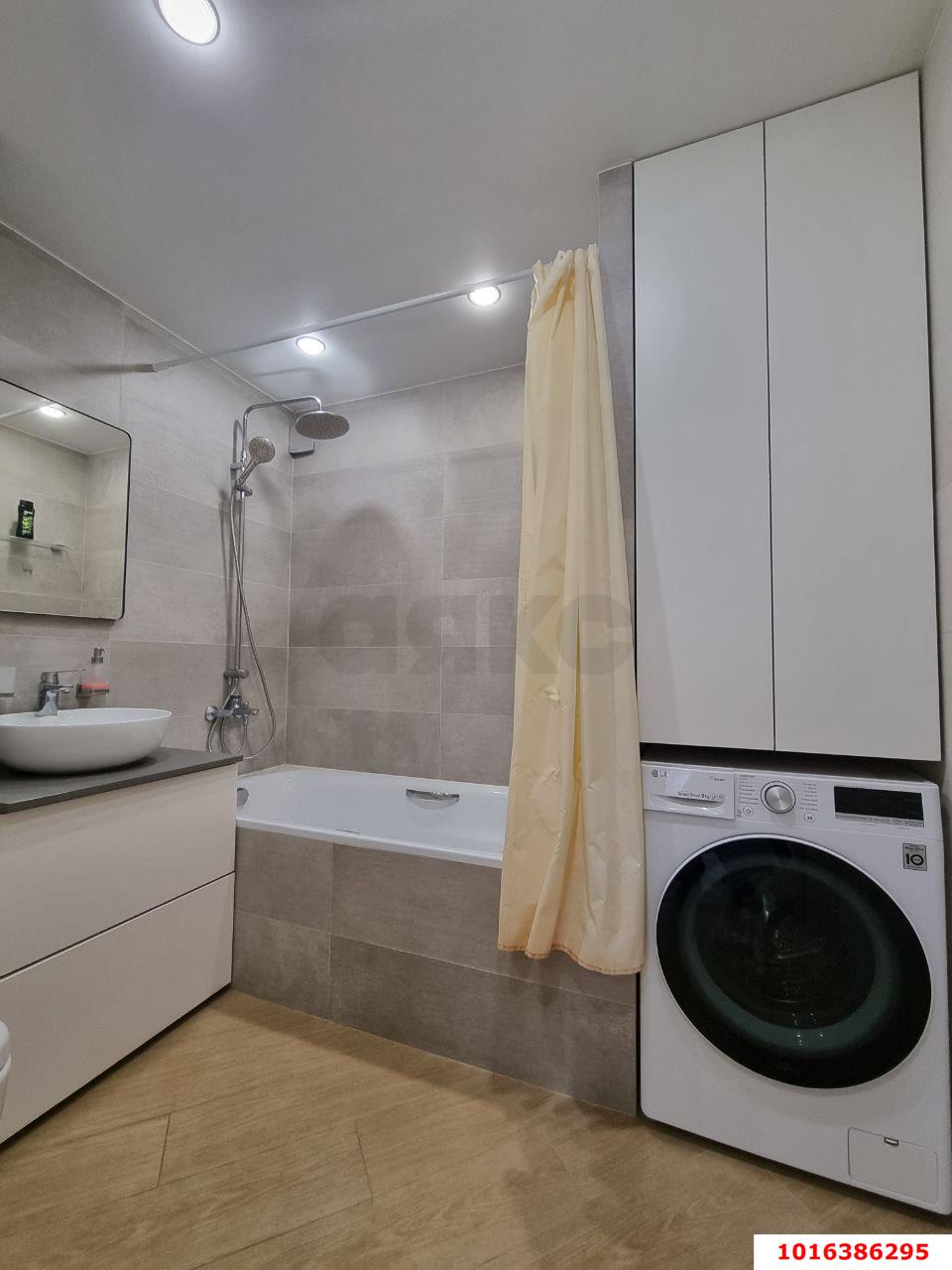 Фото №16: 3-комнатная квартира 63 м² - Краснодар, Карасунский внутригородской округ, Центральный внутригородской округ, мкр. Черёмушки, ул. Селезнёва, 92