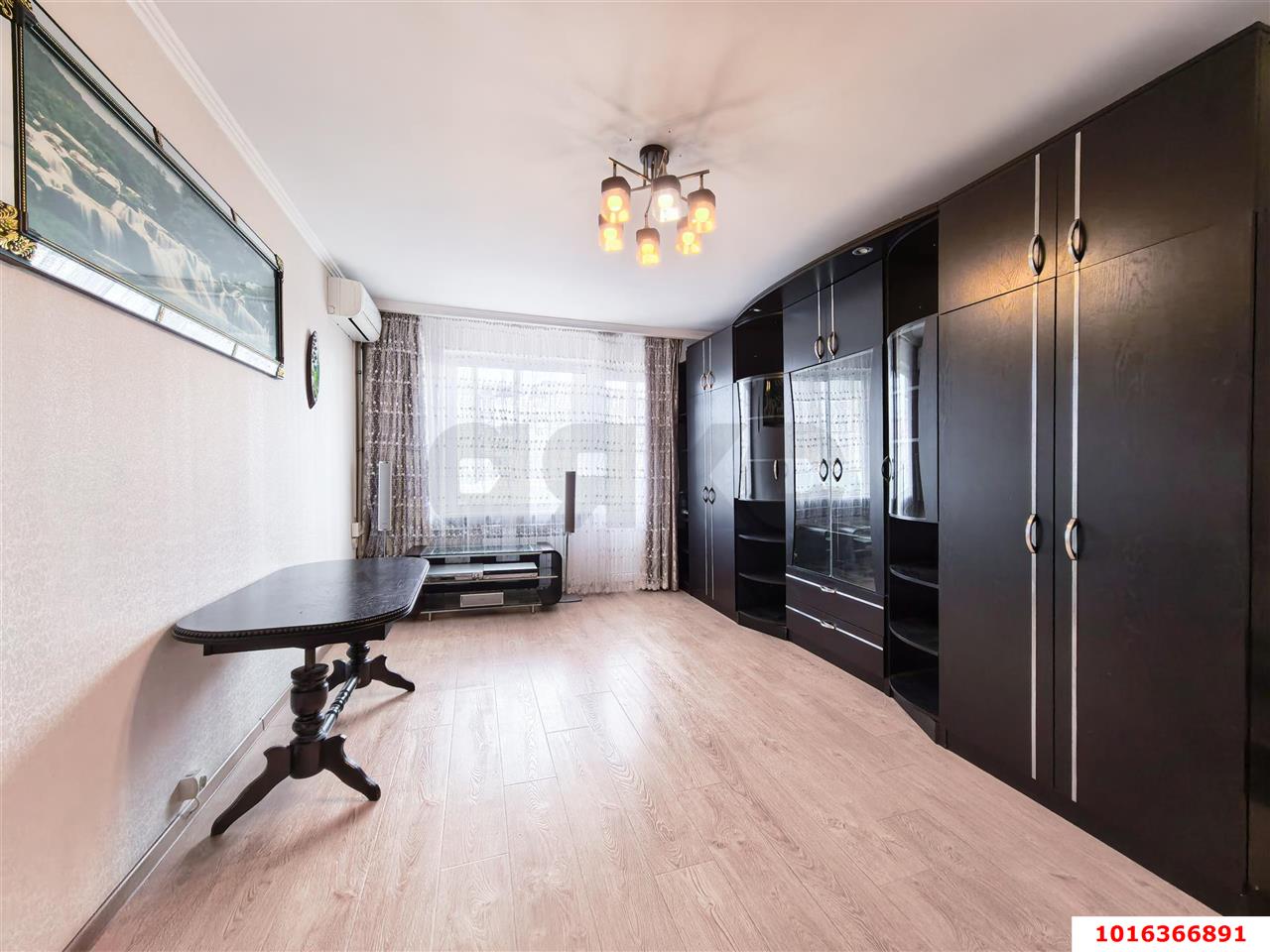 Фото №1: 2-комнатная квартира 54 м² - Краснодар, Карасунский внутригородской округ, мкр. Комсомольский, ул. Тюляева, 37/1