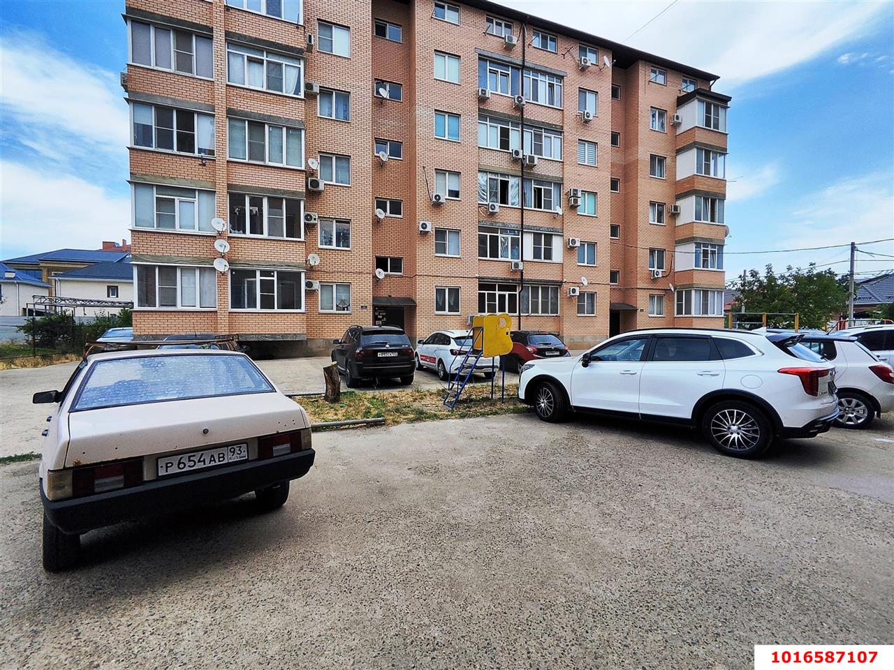 Фото №11: 1-комнатная квартира 45 м² - Краснодар, Прикубанский внутригородской округ, мкр. Сады Калинина, ул. Семёновская, 39