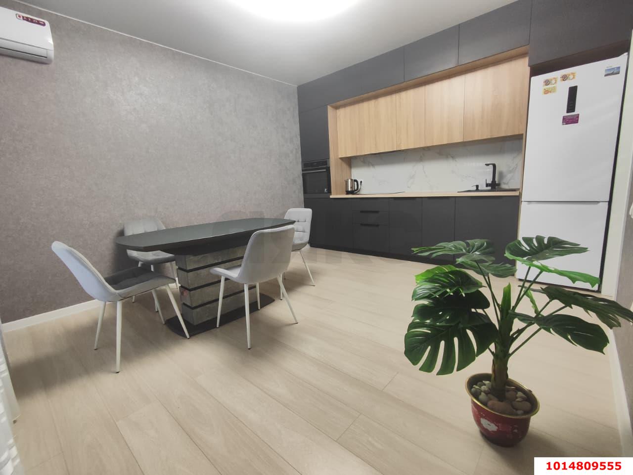 Фото №1: 2-комнатная квартира 50 м² - Краснодар, Черёмушки, Центральный внутригородской округ, жилой комплекс Рекорд, мкр. Карасунский внутригородской округ, ул. Новороссийская, 90/2к2