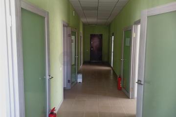 Фото №2: Коммерция 561 м² - Северская, ул. Вокзальная, 6