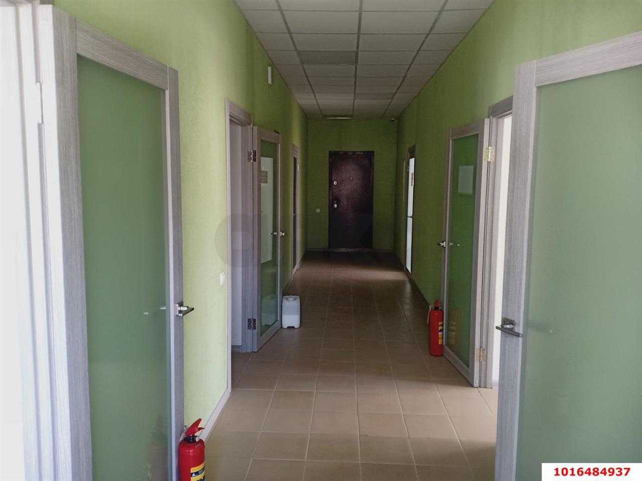 Фото №2: Коммерция 561 м² - Северская, ул. Вокзальная, 6