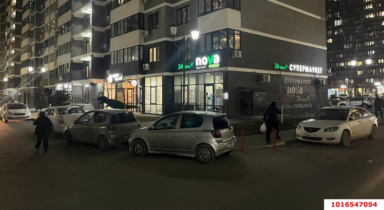 Фото №3: Коммерция 47 м² - Краснодар, Прикубанский внутригородской округ, Россинского, мкр. жилой комплекс Дружный, б-р Адмиралтейский, 3к1