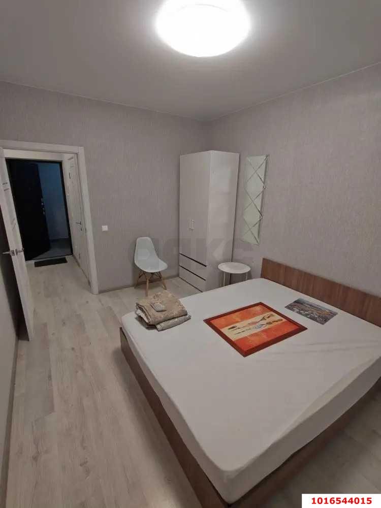 Фото №1: 1-комнатная квартира 34 м² - Краснодар, Прикубанский внутригородской округ, мкр. Парк Победы