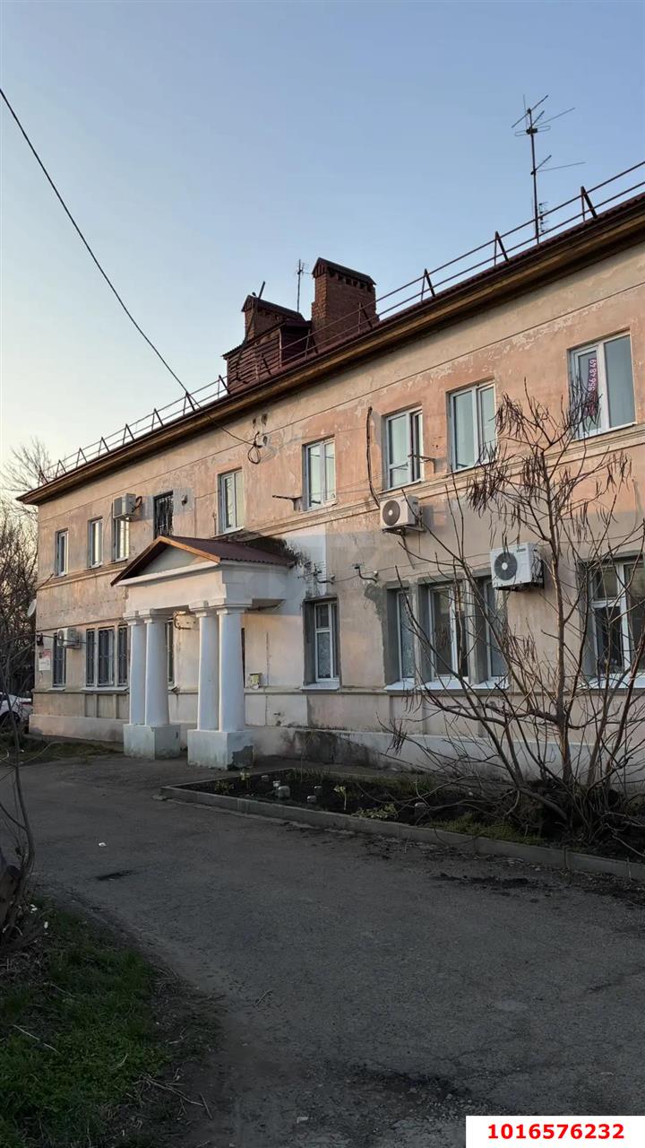 Фото №1: 2-комнатная квартира 37 м² - Краснодар, Прикубанский внутригородской округ, мкр. имени Н.И. Вавилова, ул. имени Калинина, 1к11