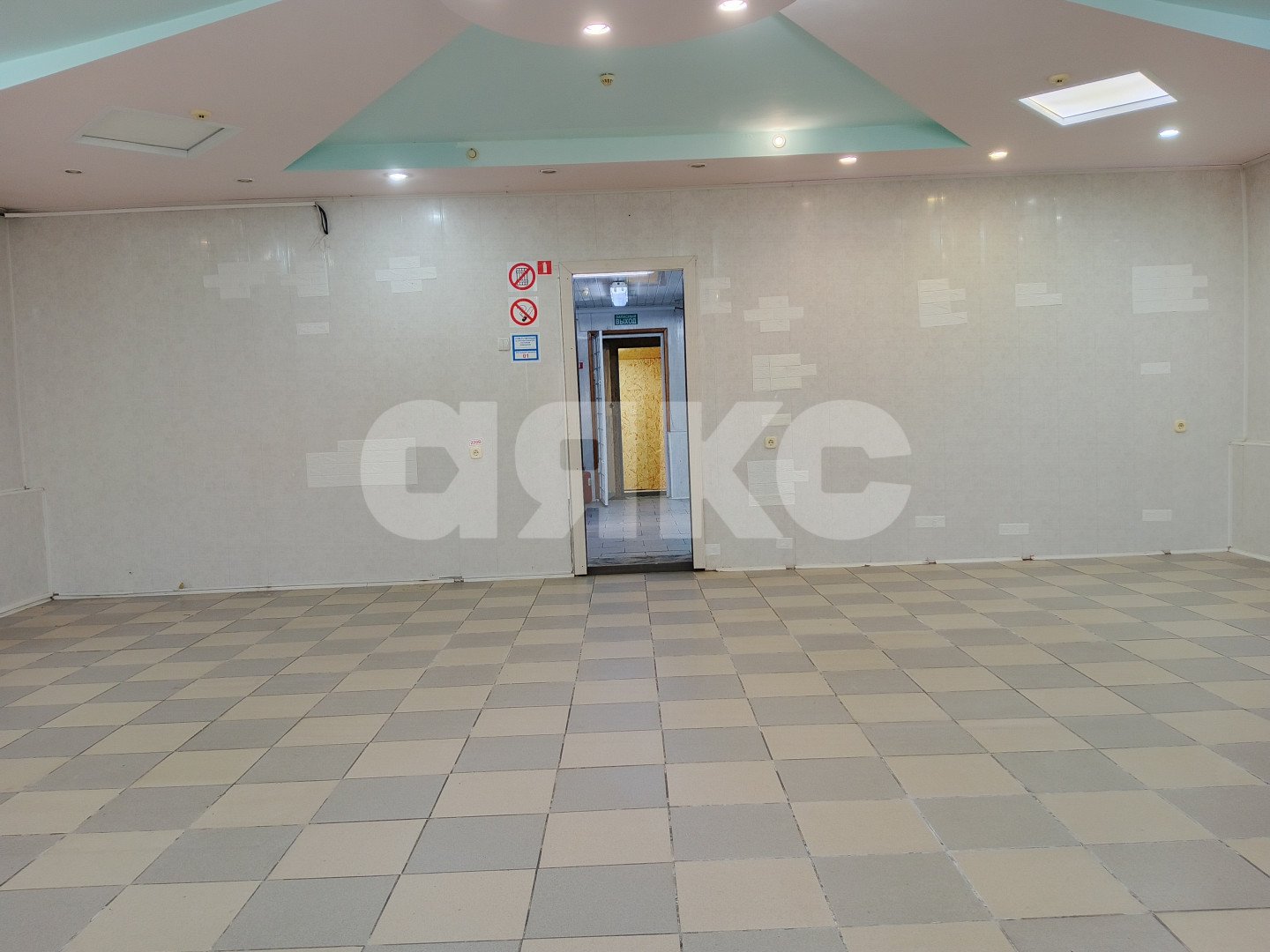 Фото №3: Коммерция 97 м² - Горячий Ключ, мкр. Курортная Зона, ул. Школьная
