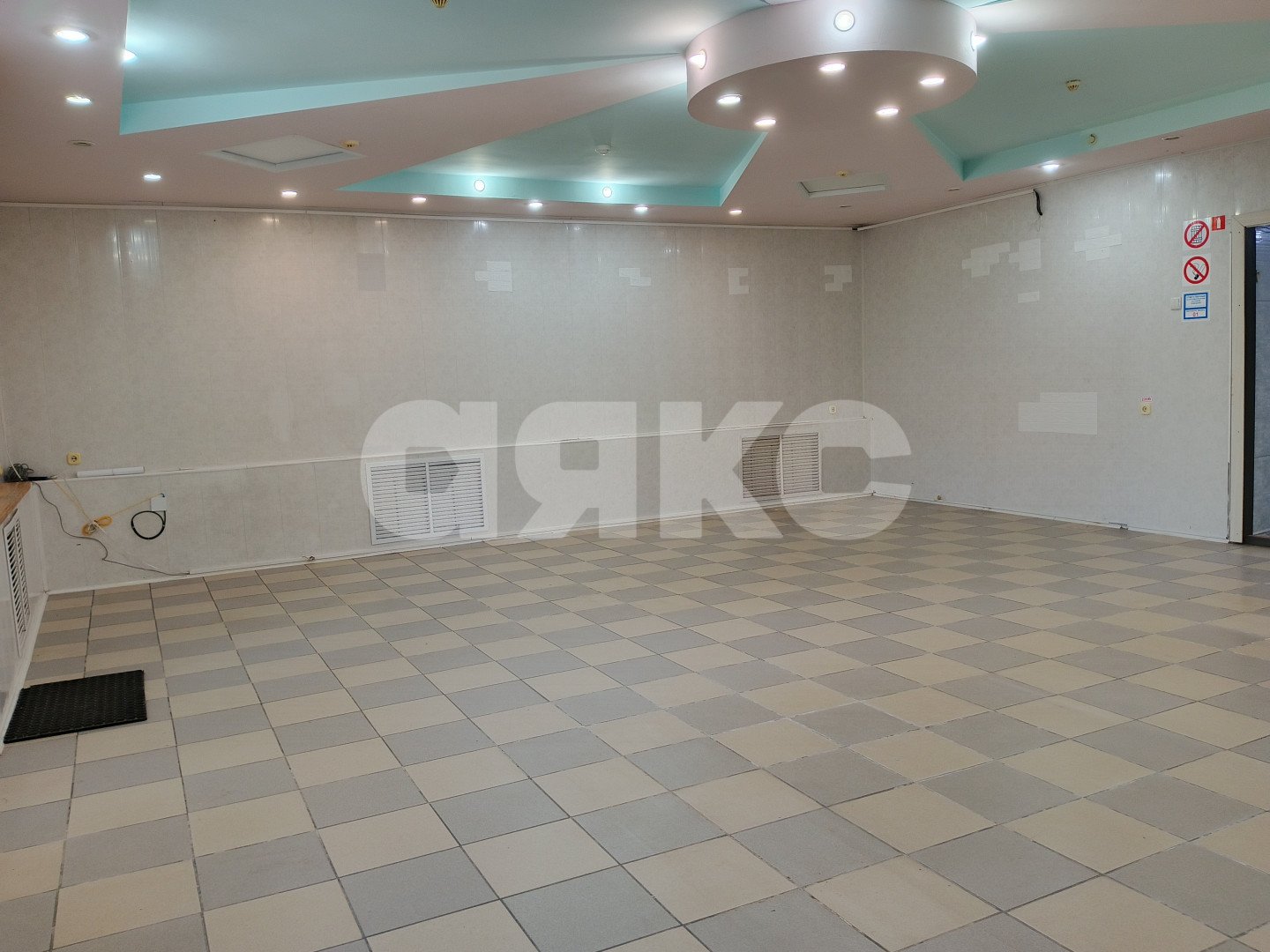 Фото №4: Коммерция 97 м² - Горячий Ключ, мкр. Курортная Зона, ул. Школьная