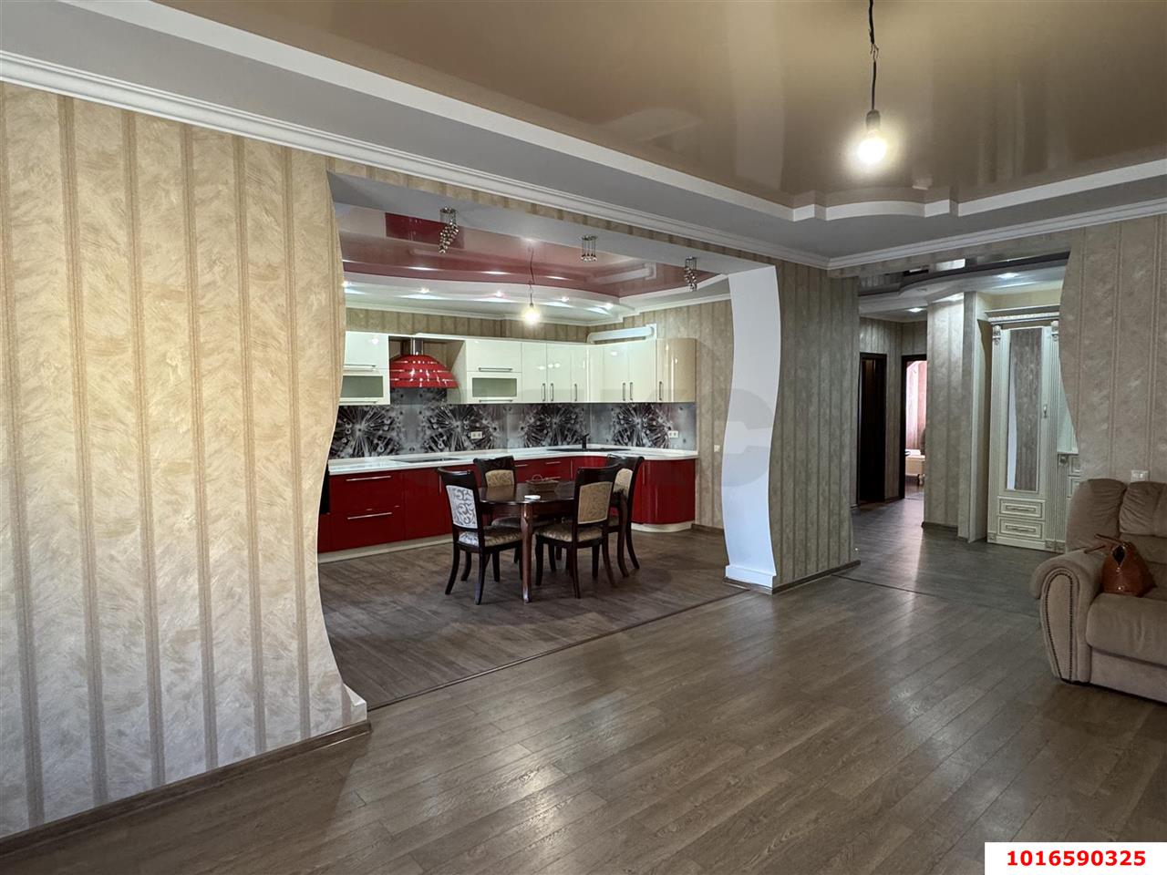 Фото №2: 2-комнатная квартира 92 м² - Краснодар, Кожзавод, мкр. Западный внутригородской округ, ул. Кожевенная, 28