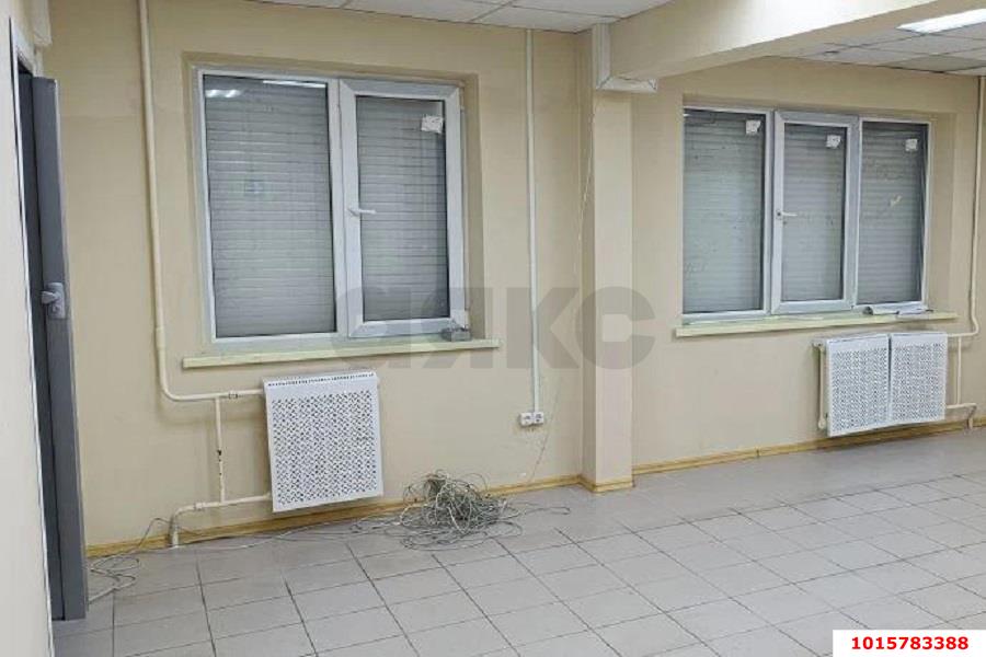 Фото №8: Коммерция 60 м² - Краснодар, Прикубанский внутригородской округ, мкр. Завод Измерительных Приборов, ул. Зиповская, 17