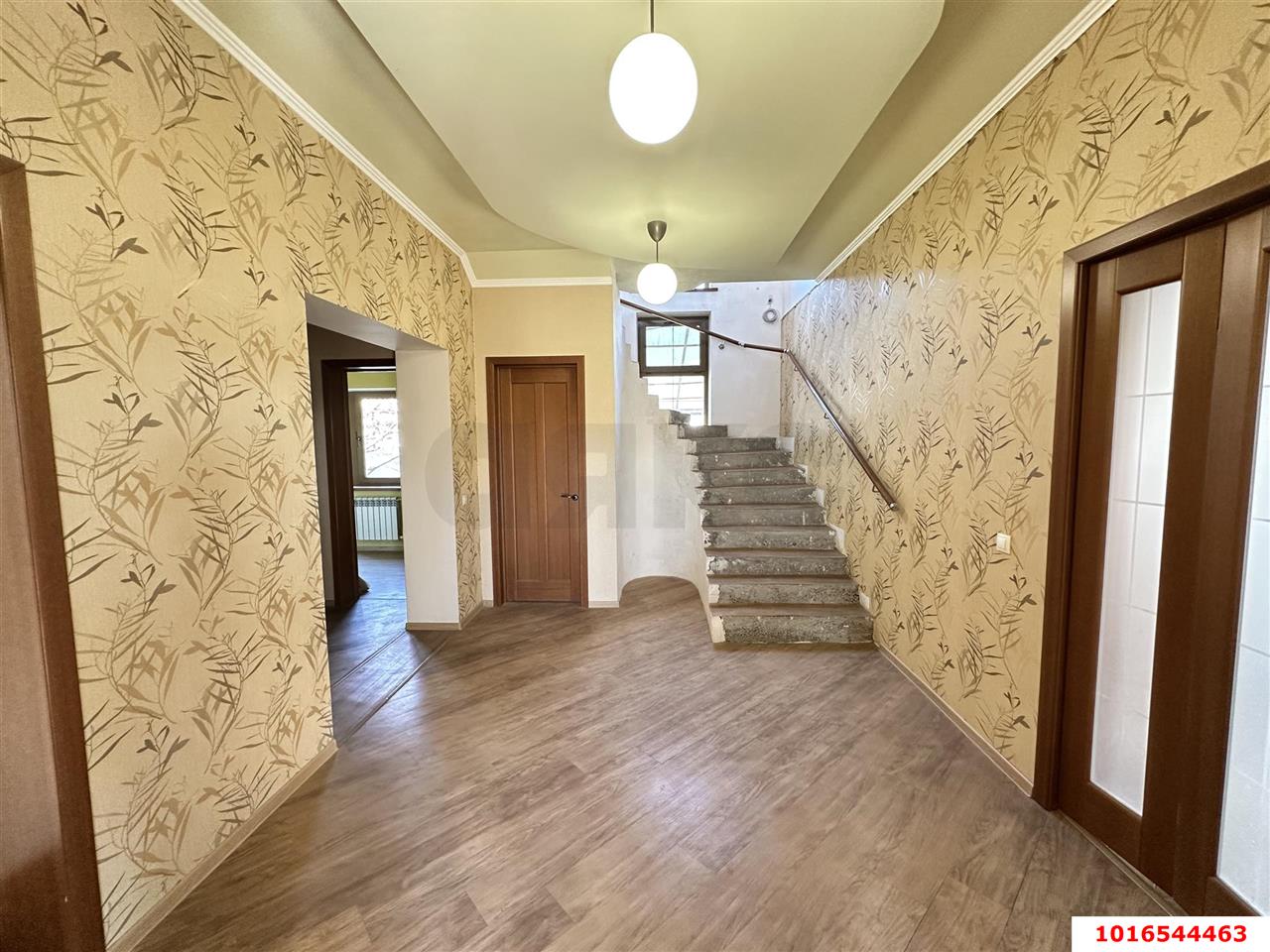 Фото №9: Дом 229 м² + 10 сот. - Краснодар, Прикубанский внутригородской округ, Калинино, мкр. Завод Радиоизмерительных Приборов, ул. имени Атамана Антона Головатого, 2/8