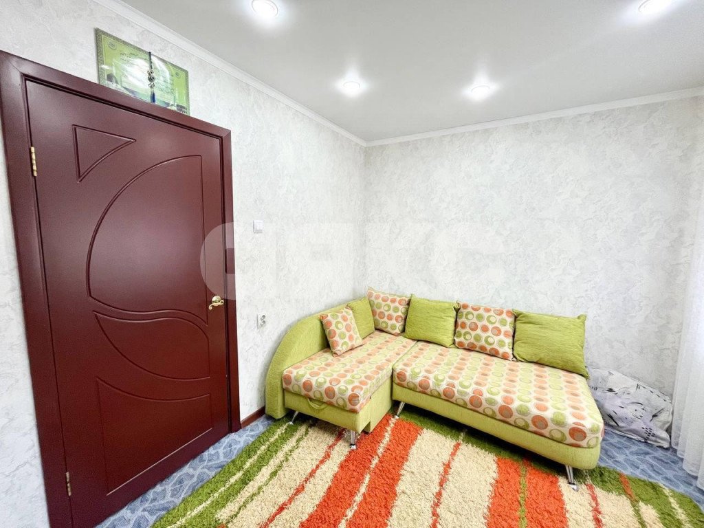 Фото №8: 3-комнатная квартира 55 м² - Нижнекамск, мкр. 20-й, ул. Бызова, 1