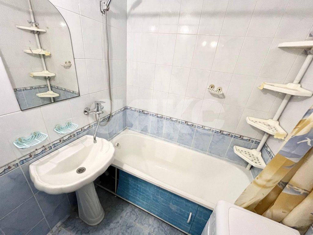 Фото №17: 3-комнатная квартира 55 м² - Нижнекамск, мкр. 20-й, ул. Бызова, 1