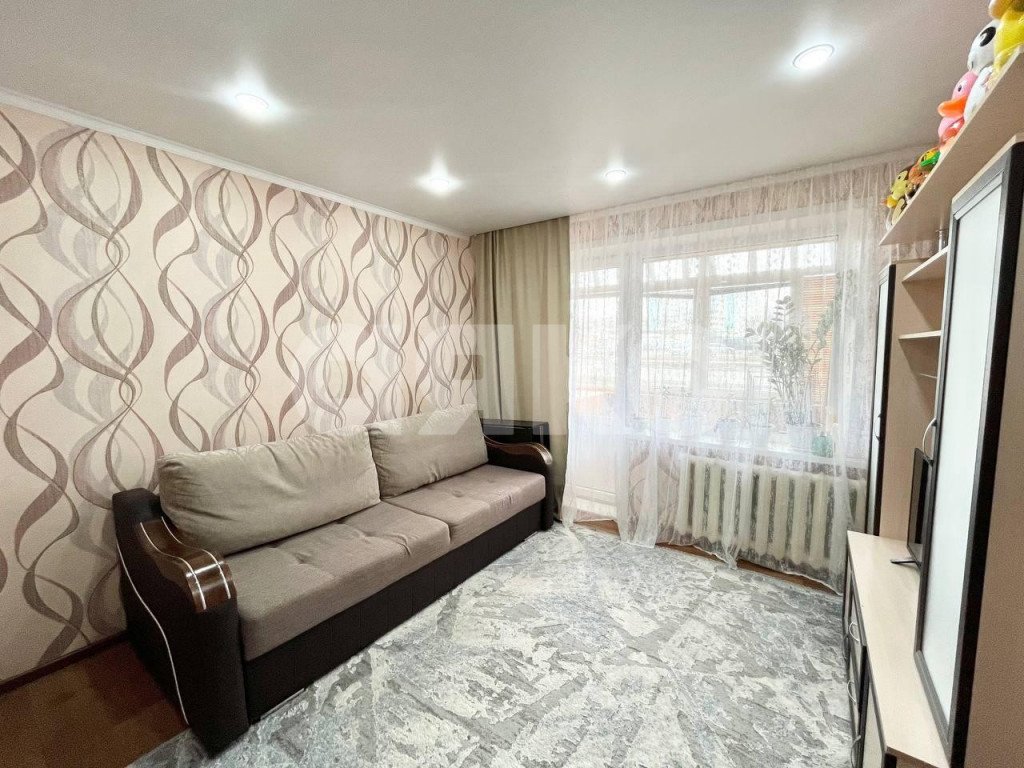 Фото №2: 3-комнатная квартира 55 м² - Нижнекамск, мкр. 20-й, ул. Бызова, 1