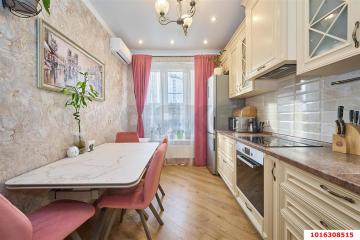 Фото №1: 2-комнатная квартира 51 м² - Краснодар, мкр. жилой комплекс Фонтаны, ул. Старокубанская, 2/23к2