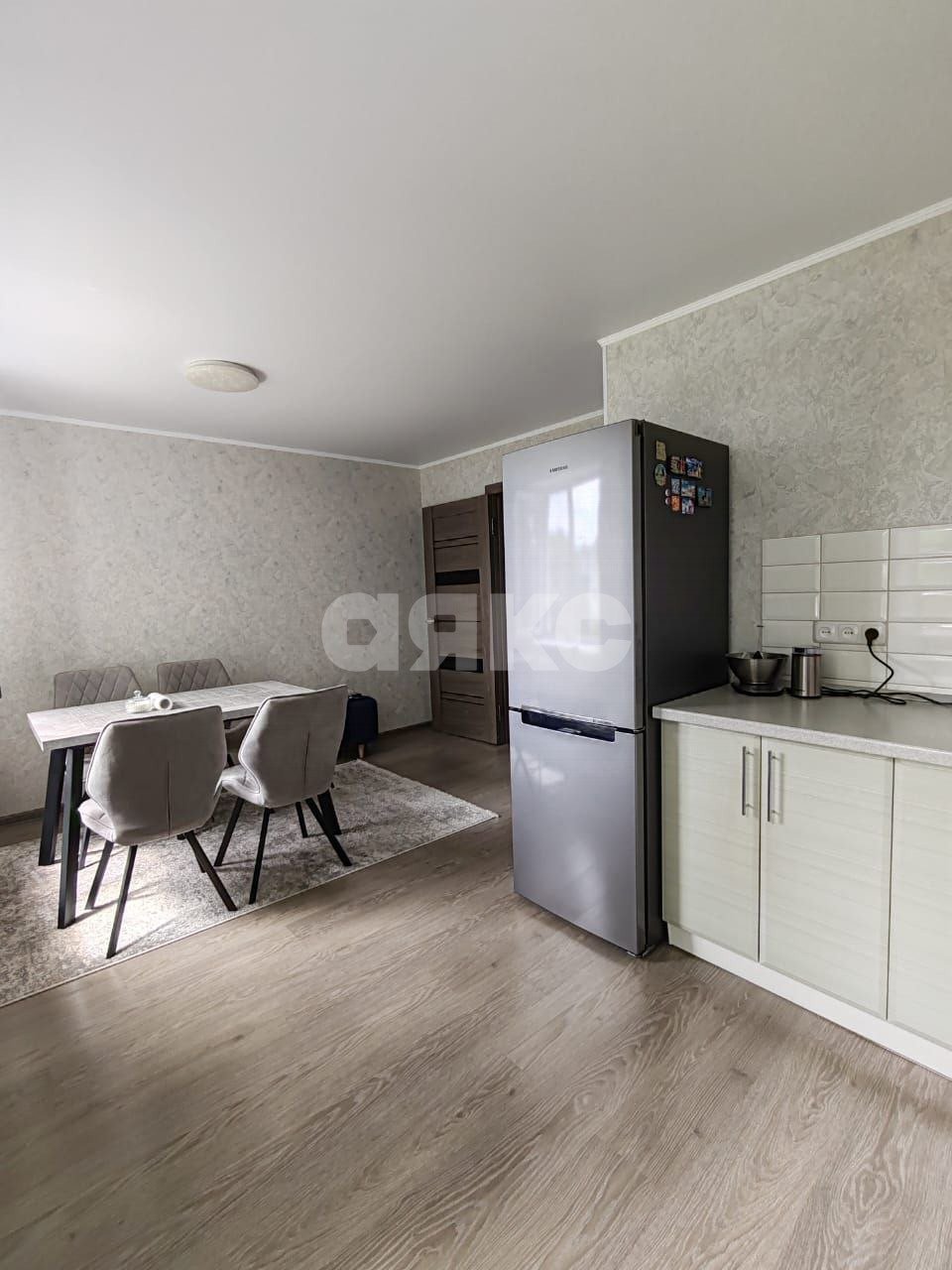 Фото №4: 2-комнатная квартира 52 м² - Майкоп, мкр. Шовгеновский городок, ул. Кирпичная, 82