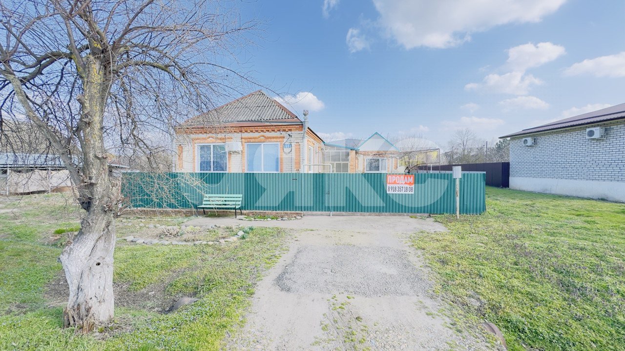 Фото №1: Дом 66 м² + 8.82 сот. - Кореновск, мкр. 2-й квартал, ул. Бувальцева, 69