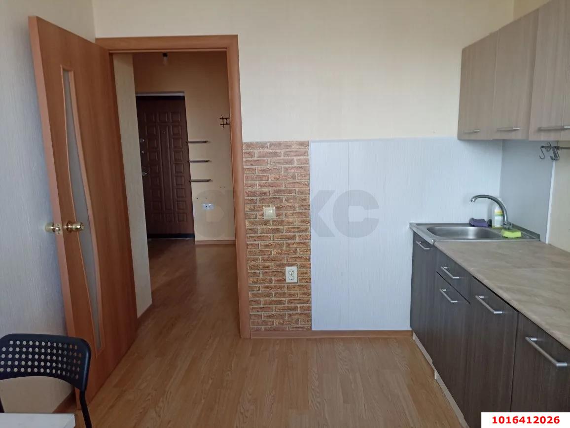 Фото №6: 1-комнатная квартира 33 м² - Краснодар, Прикубанский внутригородской округ, Калинино, мкр. Завод Радиоизмерительных Приборов, ул. Уссурийская, 10