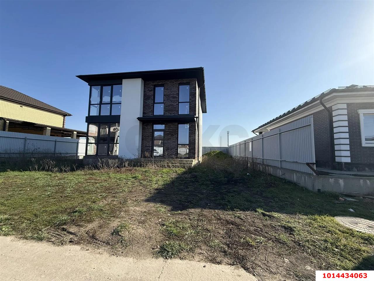 Фото №2: Дом 140 м² + 4 сот. - Краснодар, Прикубанский внутригородской округ, мкр. КП Николино парк 2, ул. имени Ивана Тушева, 25