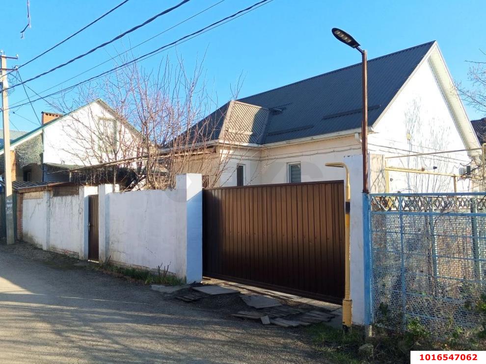 Фото №1: Дом 130 м² + 4 сот. - Краснодар, Прикубанский внутригородской округ, Северный, ст Вишнёвый сад, ул. Абрикосовая, 117