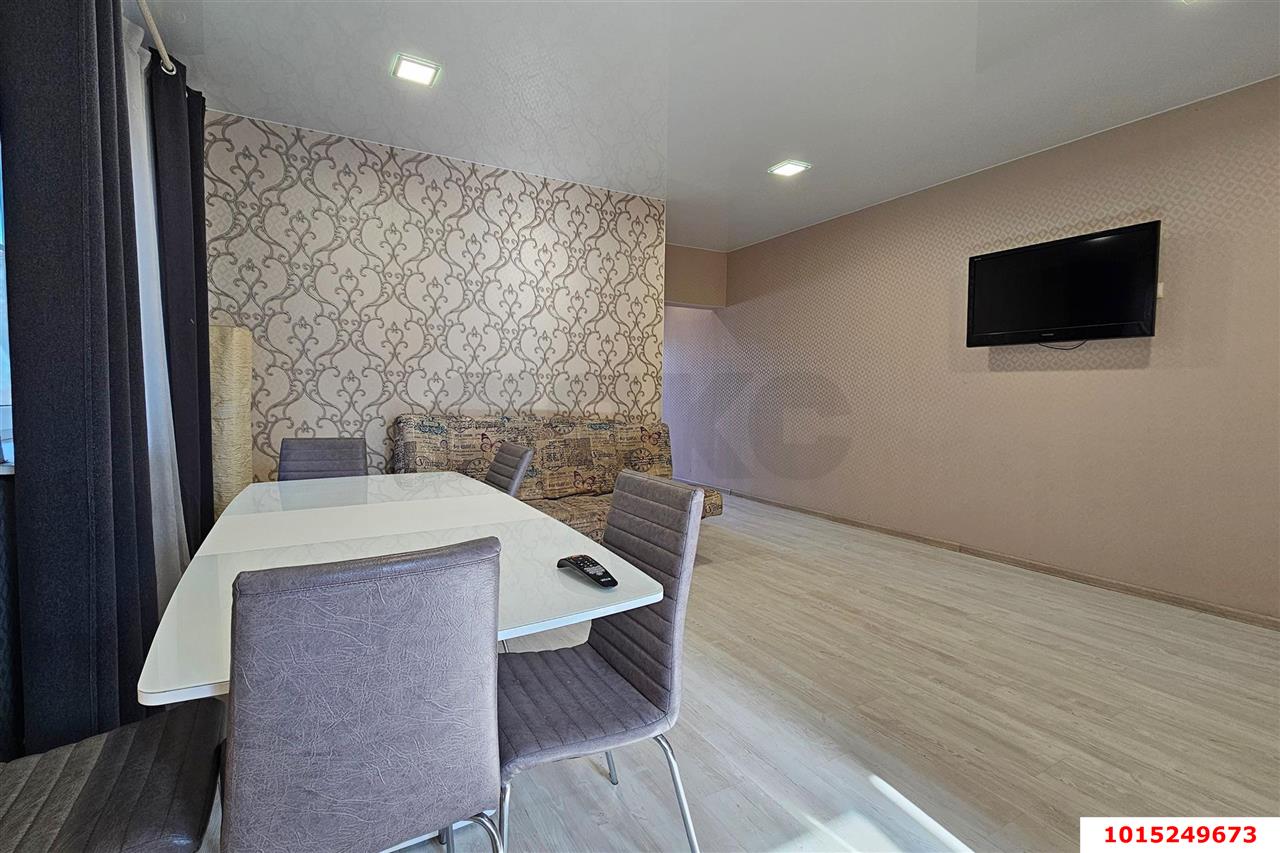 Фото №16: Дом 200 м² + 6 сот. - Краснодар, Прикубанский внутригородской округ, Микрохирургии глаза, мкр. СНТ № 1, ул. Абрикосовая, 564