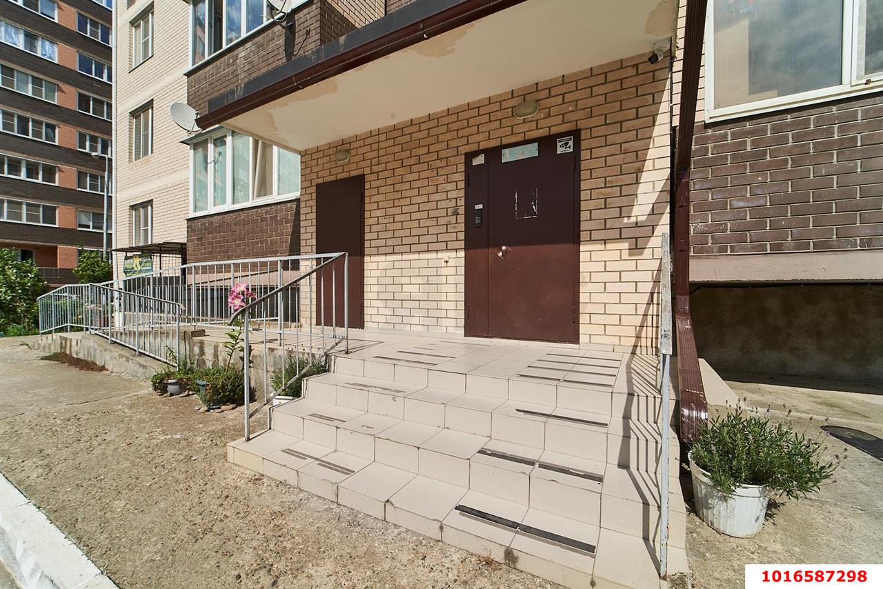 Фото №10: Студия 30 м² - Краснодар, Прикубанский внутригородской округ, мкр. Краевая Клиническая Больница, ул. Восточно-Кругликовская, 86