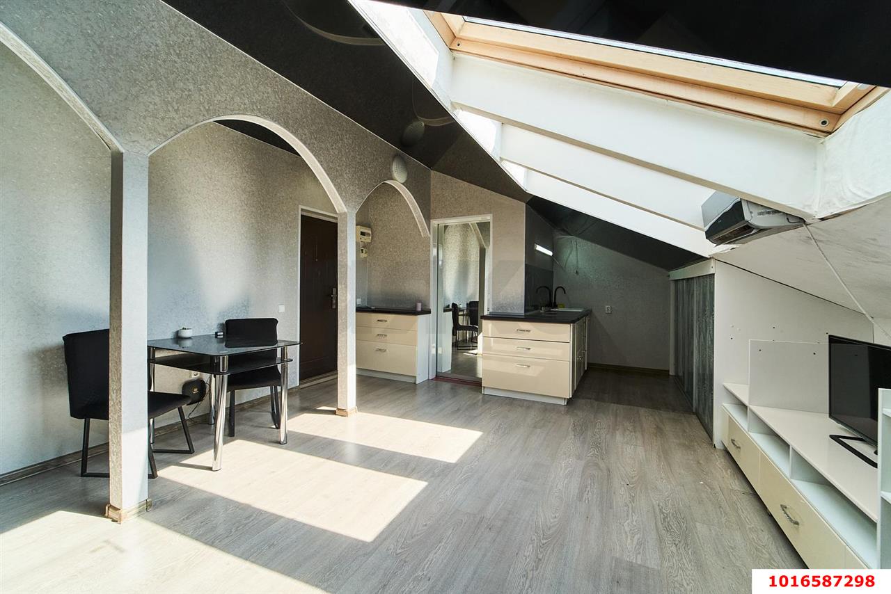 Фото №2: Студия 30 м² - Краснодар, Прикубанский внутригородской округ, мкр. Краевая Клиническая Больница, ул. Восточно-Кругликовская, 86