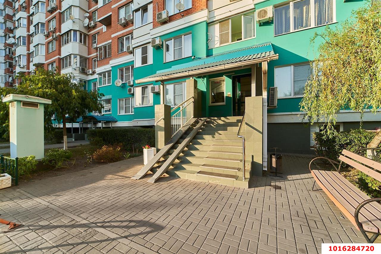 Фото №12: 2-комнатная квартира <span class="whitespace-nowrap">78 м²</span>, <span class="whitespace-nowrap">1/18 эт.</span> - Краснодар, Центральный внутригородской округ, Черёмушки, мкр. ЖК Черёмушки, ул. Кубанская, 47